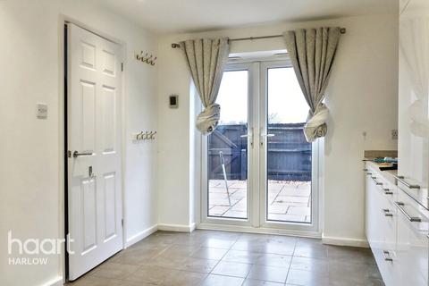 undefined, Hester Mews, HARLOW
