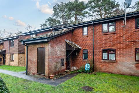 1 bedroom apartment for sale, Habershon Drive, Frimley, Camberley, Surrey, GU16