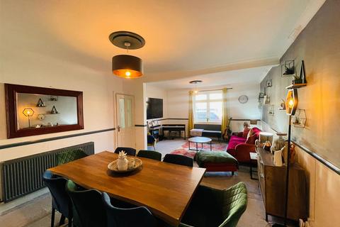 3 bedroom terraced house for sale, Winns Avenue, London E17