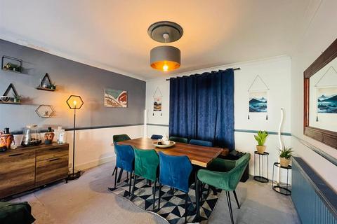 3 bedroom terraced house for sale, Winns Avenue, London E17