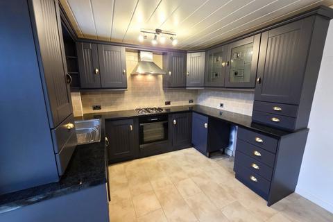 2 bedroom semi-detached house to rent, Spaunton Close, Hemlington, TS8