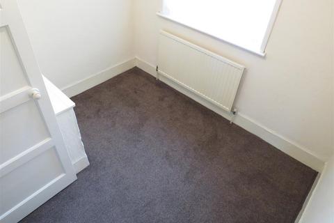 3 bedroom terraced house to rent, Ludlow Drive, Leigh WN7