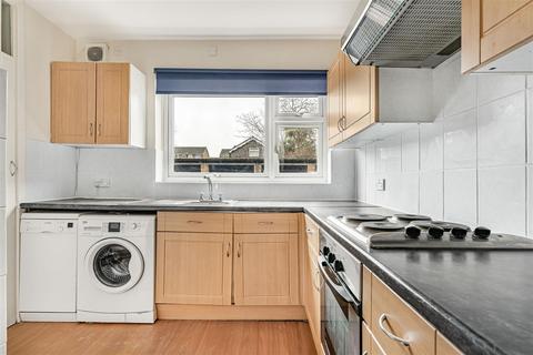 undefined, Worcester Road, Sutton