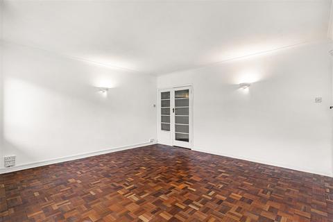 2 bedroom apartment for sale, Worcester Road, Sutton