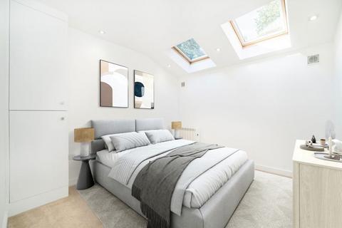 2 bedroom flat for sale, Effra Road, London SW19