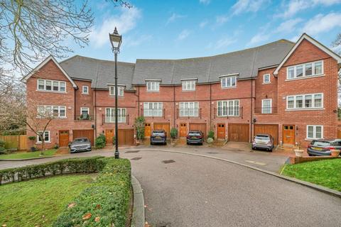 Newton Park Place, Chislehurst, Kent, BR7