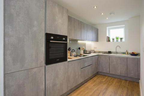 4 bedroom semi-detached house for sale, Spring Meadow, Wakefield Road, Bradford BD11