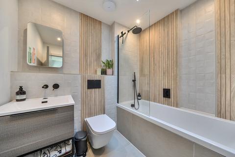 undefined, Rushden Close, London