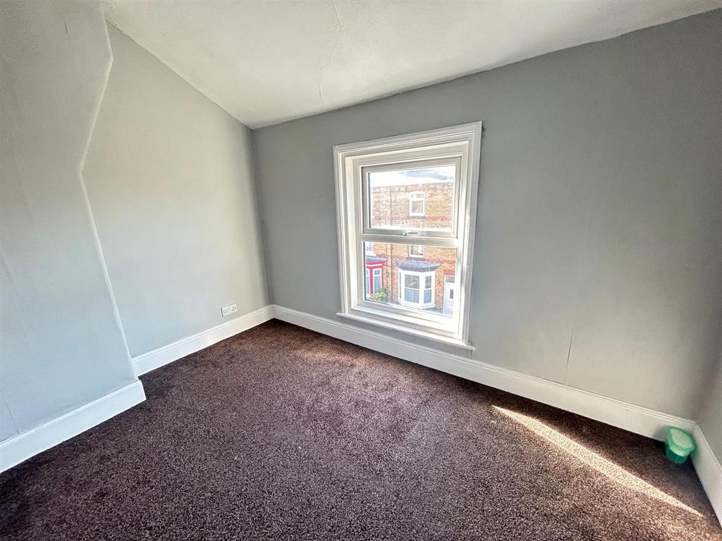 Bedroom 3.jpg