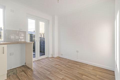 1 bedroom end of terrace house for sale, Ansell Close, Hadleigh, IP7