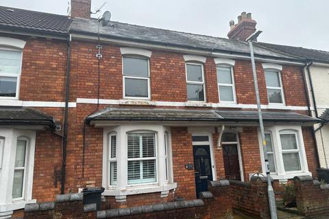 3 bedroom terraced house to rent, Kent Road, Old Town