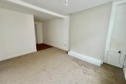 3 bedroom terraced house to rent, Marian Street, Tonypandy, CF40