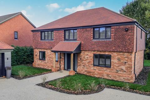 4 bedroom detached house for sale, Angley Road, Cranbrook