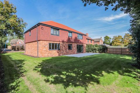 4 bedroom detached house for sale, Angley Road, Cranbrook