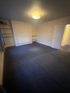 2 bedroom flat to rent, Flaxman Road, London SE5