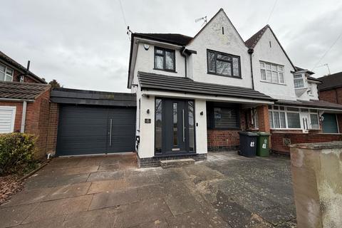 3 bedroom semi-detached house for sale, Leicester LE5