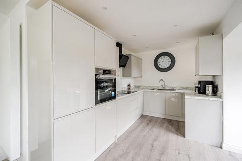 2 bedroom detached house for sale, Southdene Road, Chandler's Ford, Hampshire, SO53