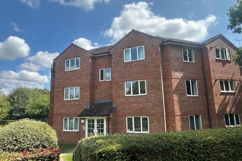 2 bedroom flat to rent, Heathcroft, Welwyn Garden City, AL7