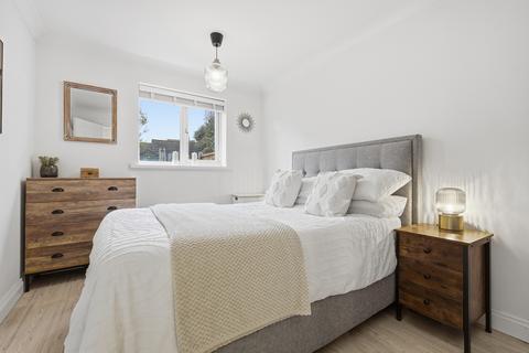 1 bedroom maisonette for sale, Devereux Road, Grays RM16
