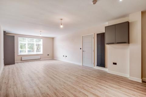 2 bedroom flat for sale, Bridge House, High Street, Kings Heath, B14