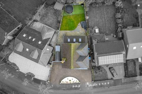 4 bedroom detached house for sale, Clarence Avenue, Farnworth