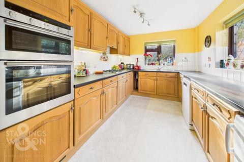 5 bedroom detached house for sale, Hallgate, Thorpe End, Norwich