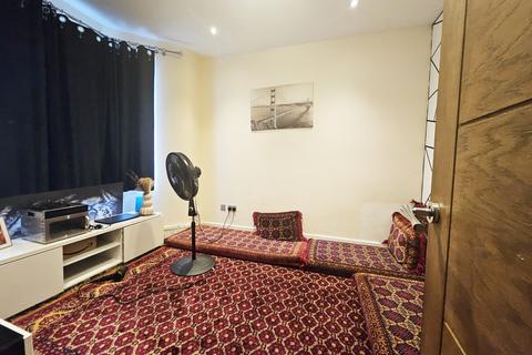 2 bedroom terraced house for sale, Chester Road,  London, E16