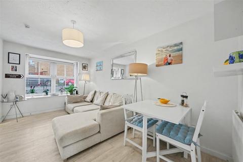 2 bedroom terraced house for sale, Trafford Close, Shenley