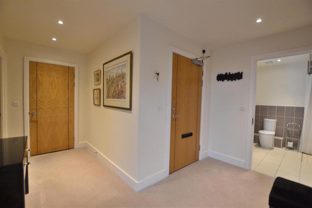 Entrance Hall.JPG