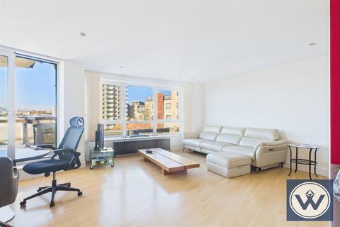 2 bedroom flat to rent, Wards Wharf Approach, E16