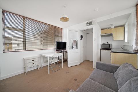 undefined,  Pembridge Square, London W2