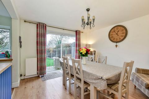 3 bedroom detached house for sale, Langley Hill, Kings Langley, WD4