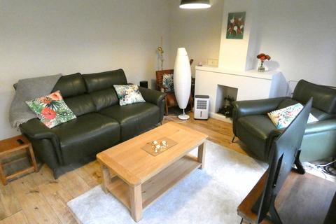 3 bedroom house to rent, Tredegar Road, Bow E3