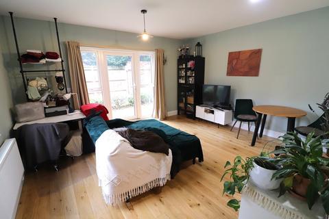 1 bedroom apartment for sale, Century House, Ditchmore Lane, Cricketer's View, Stevenage, Hertfordshire, SG1