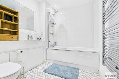1 bedroom flat for sale, The Chimes, 18 Vicar Lane, City Centre, Sheffield, S1