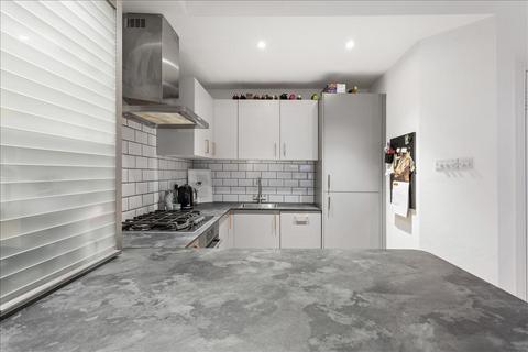 1 bedroom apartment for sale, Greyhound Road, Hammersmith, London, W6