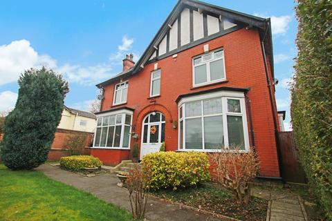 Firs Road, Bolton, BL5