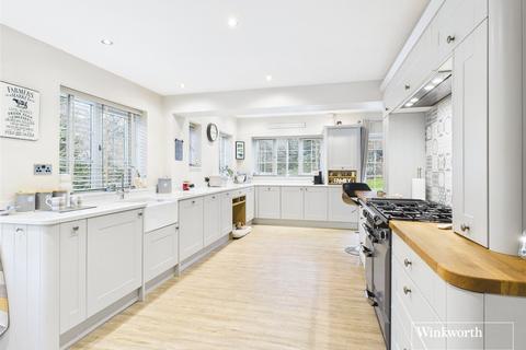 5 bedroom semi-detached house for sale, Burys Bank Road, Greenham, Thatcham, Berkshire, RG19