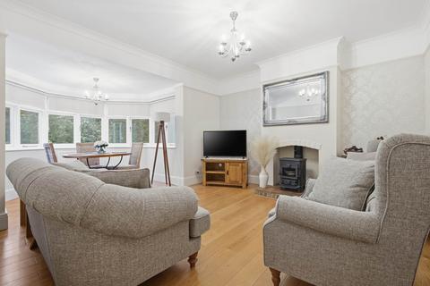 2 bedroom semi-detached bungalow for sale, Fairfield Road, Brentwood CM14