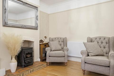 2 bedroom semi-detached bungalow for sale, Fairfield Road, Brentwood CM14