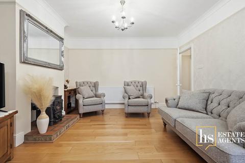 undefined, Fairfield Road, Brentwood CM14