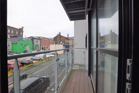2 bedroom apartment to rent, Hamilton House, Pall Mall