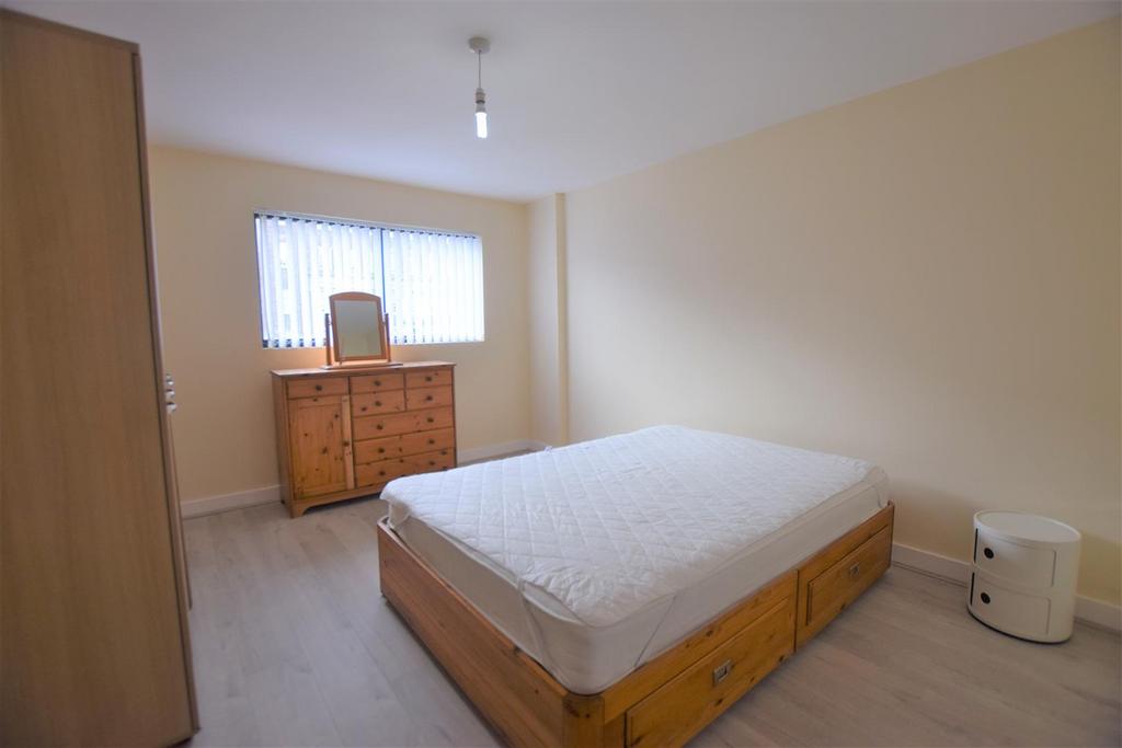 Bedroom 1 pic 1