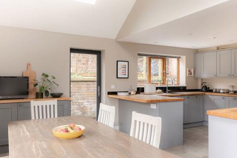 3 bedroom detached house for sale, Station Road, Ivinghoe, Buckinghamshire LU7