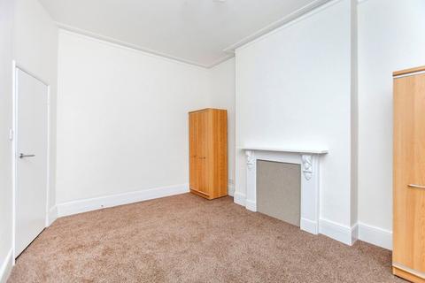 2 bedroom apartment to rent, Birchington Road, Kilburn, NW6