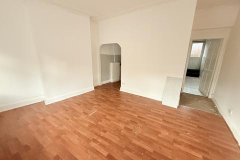 2 bedroom terraced house to rent, Fullerton Place, Gateshead NE9