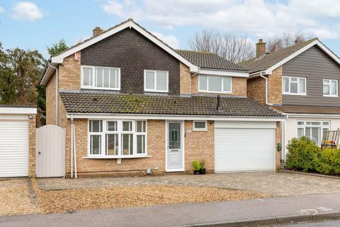 4 bedroom detached house for sale, Shakespeare Drive, Biggleswade SG18