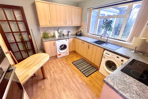 3 bedroom semi-detached house for sale, Holly Tree Gardens, Rayleigh, Essex, SS6