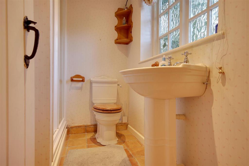 Shower room.jpg