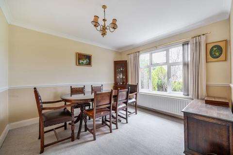 3 bedroom detached house for sale, Heath Ridge Green, Cobham, KT11